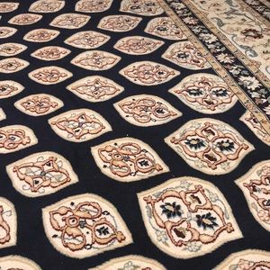 Meet your Posher, Adel